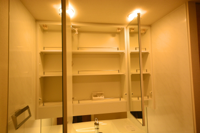 ���ʑ�E���ʏ� �O�ʋ����̎��[�X�y�[�X�B