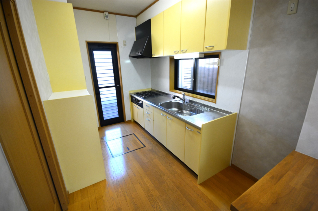 �L�b�`�� �L�b�`���X�y�[�X�B